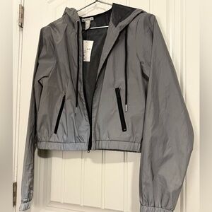 Forever21 Active Reflective Zip-Pocket Short cropped oversized Sliver Sz Small
